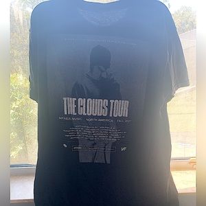 NF black tour shirt